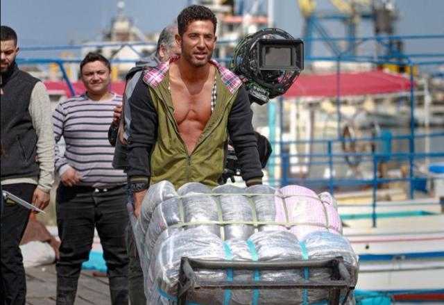 عمرو سعد يشوق جمهوره لـ «توبة».. قبل ساعات من طرحها