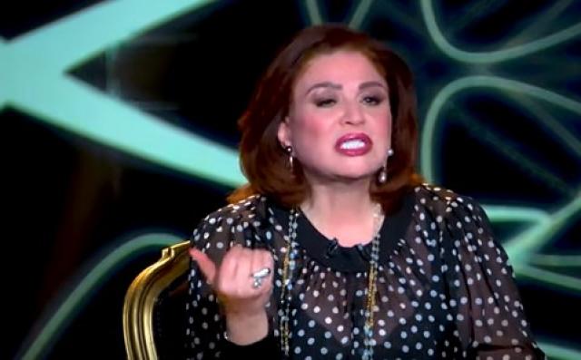 «الله يحرقها بجاز».. إلهام شاهين  ترد على إعلامية شهيرة طالبتها بالاحتشام