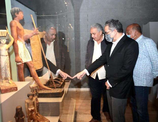 وزير السياحة والآثار في القومي للحضارة