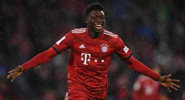 «ألفونسو ديفيز» أفضل لاعب في أمريكا الشمالية 2021