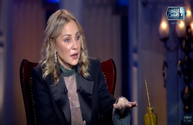 شيرين رضا عن تعليقها على أصوات الأذان: «أنا مش عبيطة ولا متخلفة عقليا»- فيديو