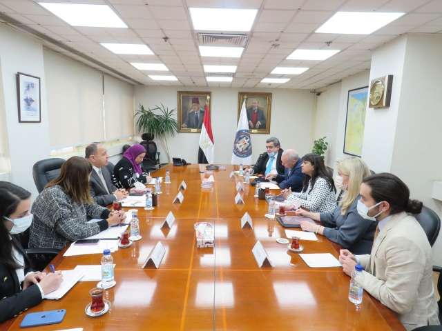 جانب من اجتماع وزير المالية 