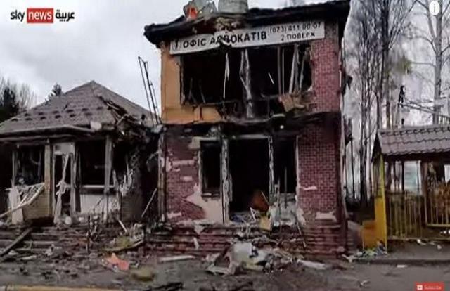 آثار الدمار تكسو بوروديانكا شمال العاصمة الأوكرانية «فيديو»