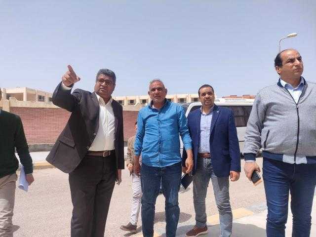 رئيس جهاز برج العرب يتفقد مناطق الإسكان الاجتماعي بالحي الثامن