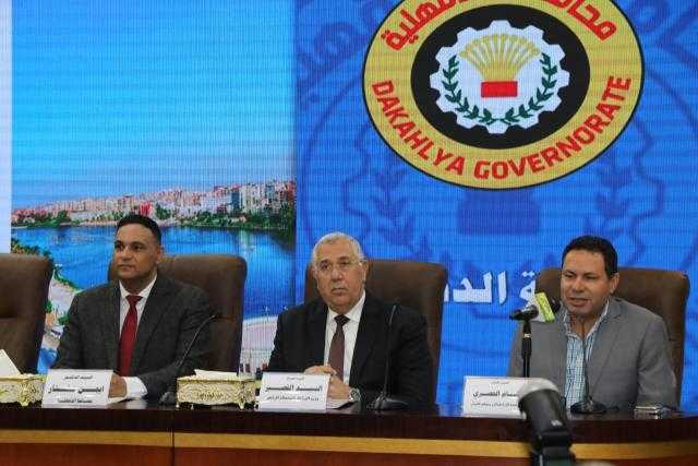وزير الزراعة يشدد على متابعة منظومة الأسمدة والتحول إلى الري الحديث
