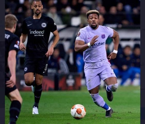 برشلونة يُسجل التعادل في فرانكفورت عن طريق «فيران توريس»