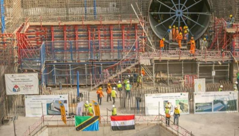 مشروع سد ومحطة جوليوس نيريرى الكهرومائية