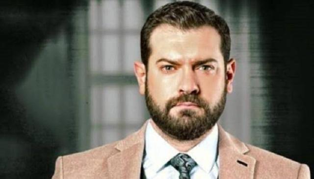 عمرو يوسف يعلق على أزمة تصريحات شيرين عن الهضبة يوم زفافه «فيديو»