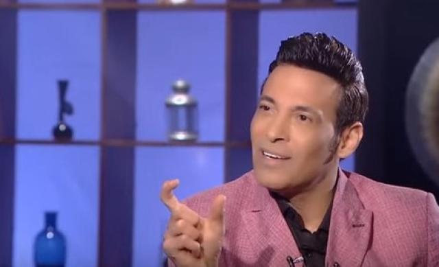سعد الصغير عن علاقته بالراقصة شمس: «كنت عيل وأغرتني»
