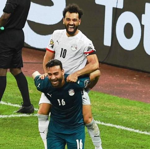 محمد صلاح وأبو جبل