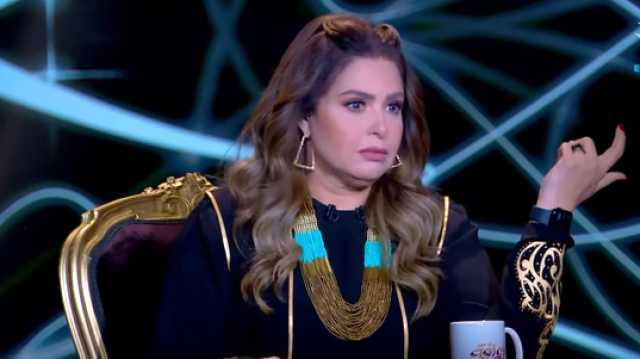 عن طردها من التليفزيون.. صابرين: قالولي حواجبك مثيرة وطردوني  «فيديو»