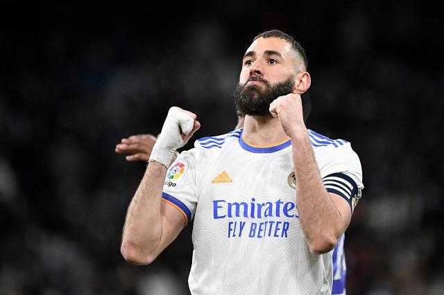«بنزيما» يتوج بجائزة لاعب الشهر في ريال مدريد