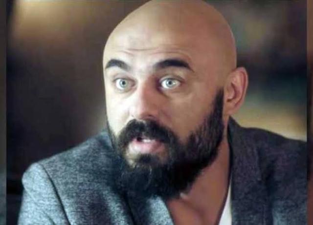 «ولا يوم من أيامك».. أحمد صلاح حسني يتذكر والدته الراحلة بكلمات مؤثرة