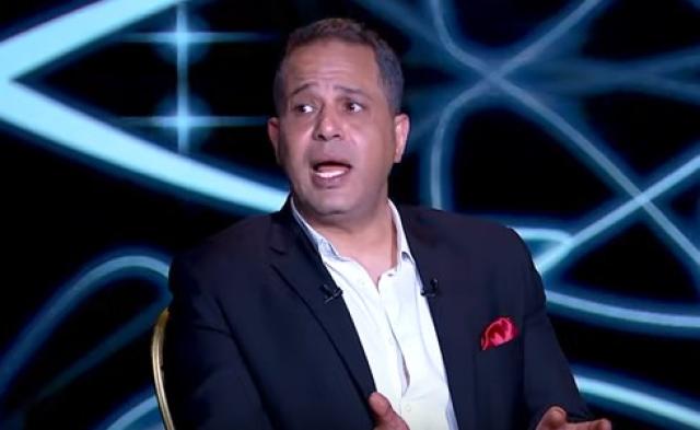 مصطفى درويش عن خلافه مع مخرج خيانة عهد: قال في الزفت «فيديو»