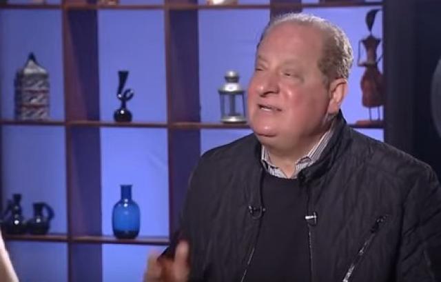 هاني مهنا عن زوج ابنته: مغطي غياب ابني  «فيديو»