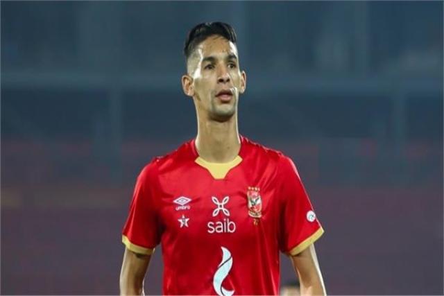 بدر بانون لاعب الأهلي