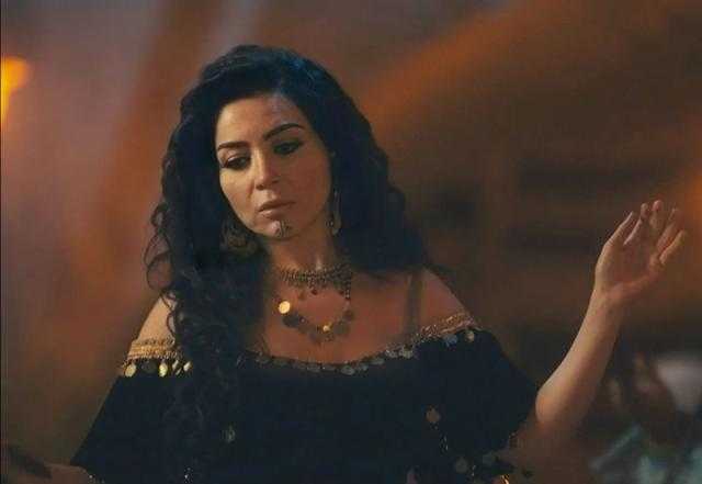 مي عز الدين تكشف كواليس «جزيرة غمام» - فيديو