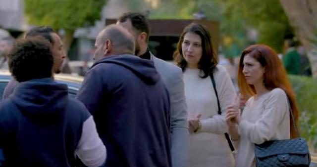 شاهد.. رجل يُهدد زوجته ويجبرها على الإجهاض أمام المارة