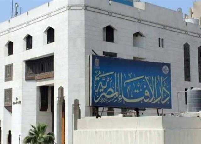 هل يجوز شرب الماء خلال أذان الفجر في رمضان؟.. الإفتاء تُجيب «فيديو»