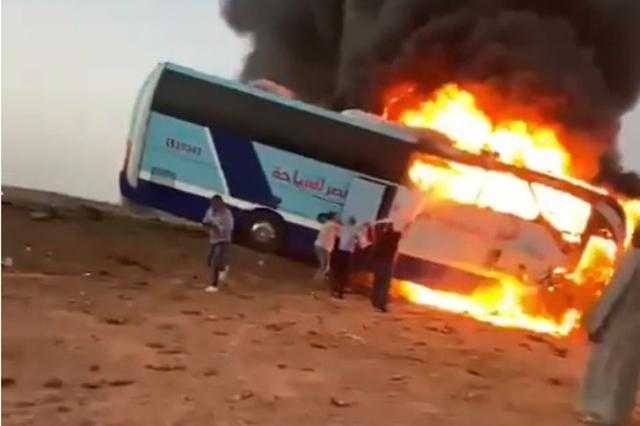 «عربية سمك السبب».. تفاصيل مؤلمة في حادث أتوبيس أسوان - فيديو