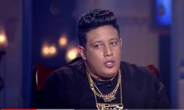 حمو بيكا يهدد بقتل نفسه على الهواء.. فيديو