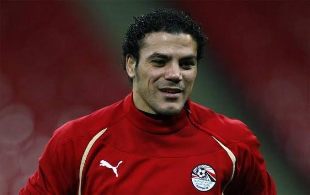 «في شقة إيجار وبـ54 ألف جنيه».. عمرو زكي يروي كواليس زواجه ببداية مسيرته الكروية «فيديو»