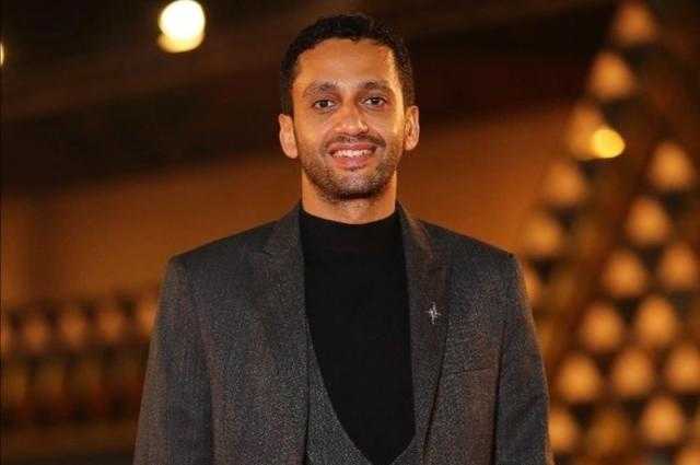 محمد حاتم يروج لـ«بطلوع الروح» قبل ساعات من عرضه