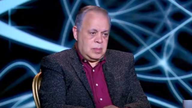 أشرف زكي: إلهام شاهين انضربت بالقلم بسببي «فيديو»