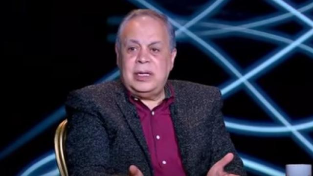 أشرف زكي: «قدمت كل شيء لأكاديمية الفنون.. ومستاهلش النهاية دي»