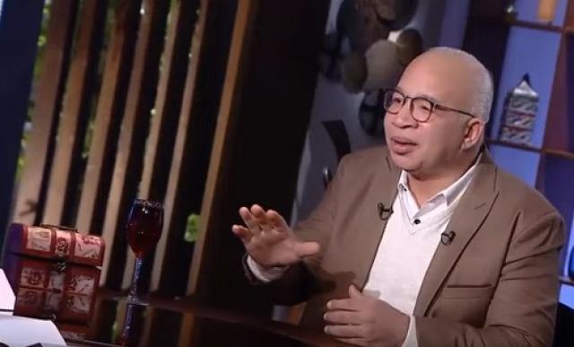 إزاي تقبلت شكلك بعد البتر ؟.. رد قوي من شريف الدسوقي «فيديو»