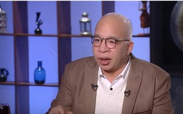 شريف الدسوقي: غربلت الناس في فترة مرضي.. فيديو