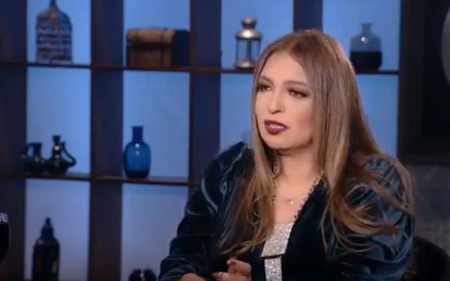 نهلة سلامة: أبويا زعلني كتير.. لكن أنا بحبه.. فيديو