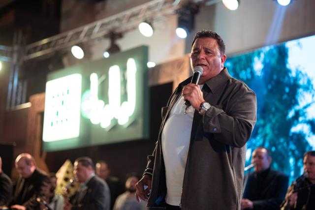 محمد فؤاد يشعل حفل في خيمة رمضانية بأكتوبر بحضور نجوم الرياضة
