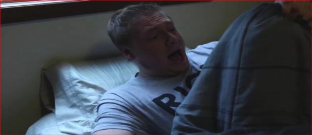 احتلمت قبل السحور ولم أغتسل هل فسد صومي؟