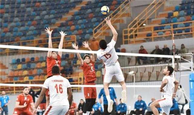 بعد حصول الأبيض على الدوري.. كم عدد بطولات الأهلي والزمالك في كرة الطائرة؟