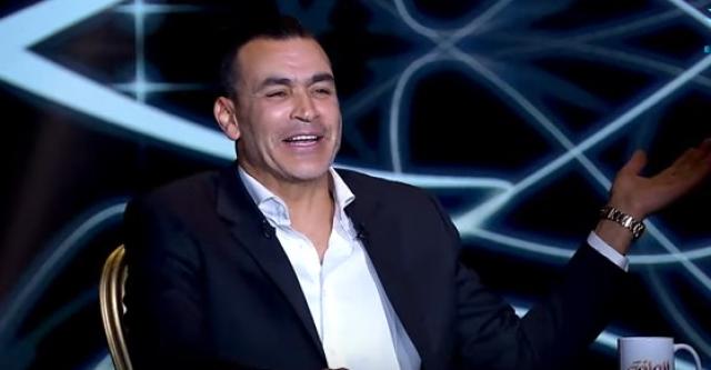 كنت على علاقة بميكسيكية ومراتك قفشتك.. «الحضري» يرد