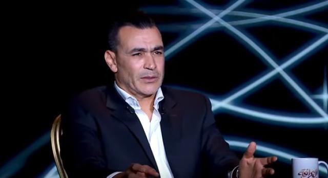 الحضري: كنت بغسل لبسي في الترعة بسبب أبويا  «فيديو»