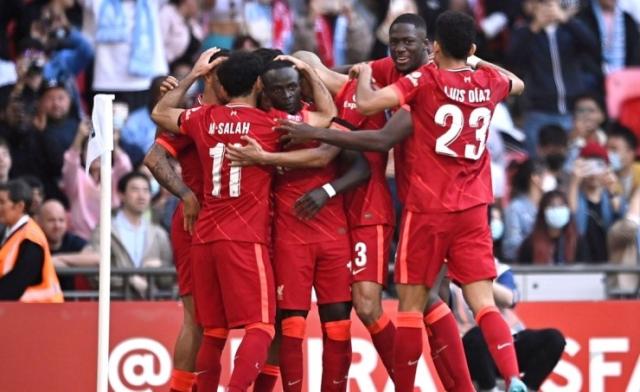نجم ليفربول يدعم فلسطين ضد اعتداءات الكيان الصهيوني