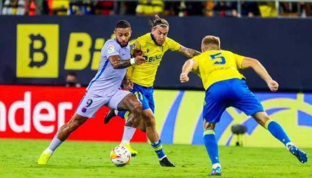 برشلونة وقادش