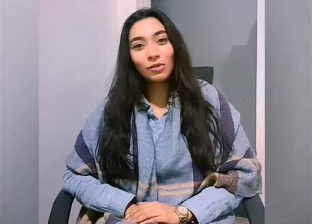 زيزي عادل تعلن اعتزالها الغناء