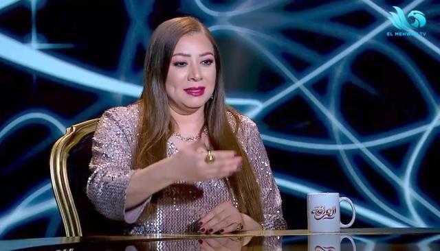 إنتصار: «أنا مش ملاك بجناحين ودايمًا في معارك»