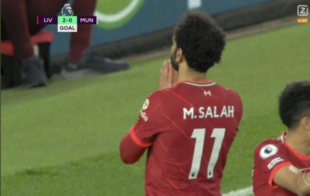 محمد صلاح يسجل الهدف الثاني لليفربول في مانشستر يونايتد