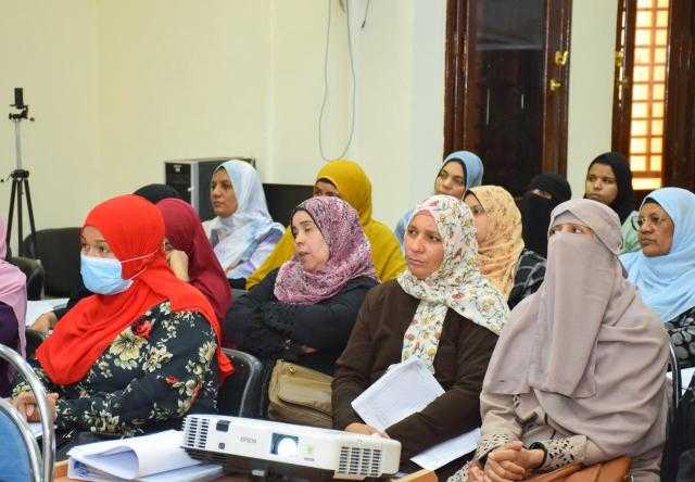 ختام فعاليات تدريب 200 رائدة ريفية بمحافظتي قنا والأقصر