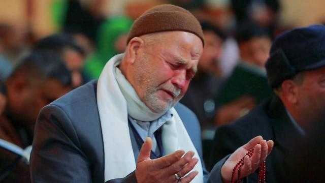 هل تريد أن تخشع في الصلاة؟ إليك 7 خطوات بسيطة تُقرِّبك إلى الله