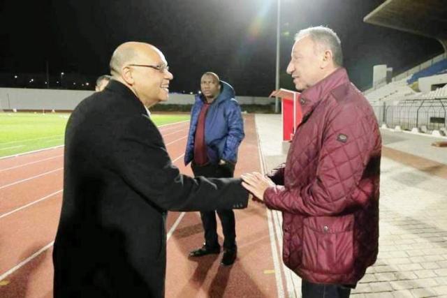 سفير مصر بالمغرب يحضر مران الأهلي