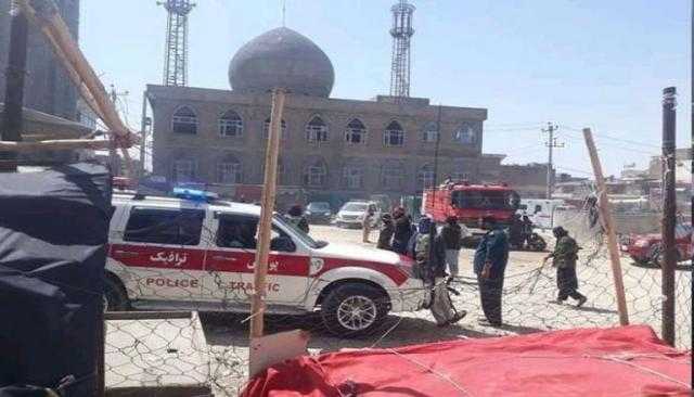 مصرع وإصابة 27 شخصًا في انفجار استهدف أقدم مساجد مزار شريف بأفغانستان