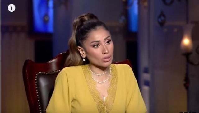 دينا الشربيني تروي تفاصيل تعرضها للخيانة من صديقتها وحبيبها - فيديو