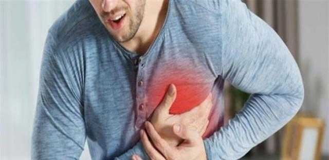 حكم ادِّعاء المرض طِوال الوقت خوفًا من الحسد.. علي جمعة يُوضِّح