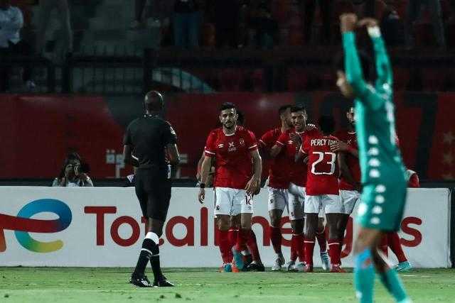 دوري أبطال إفريقيا .. غياب 7 لاعبين عن مباراة الأهلي والرجاء المغربي