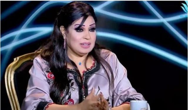 فيفي عبده لهشام عباس: أنا كلاس غصب عن عين أي حد